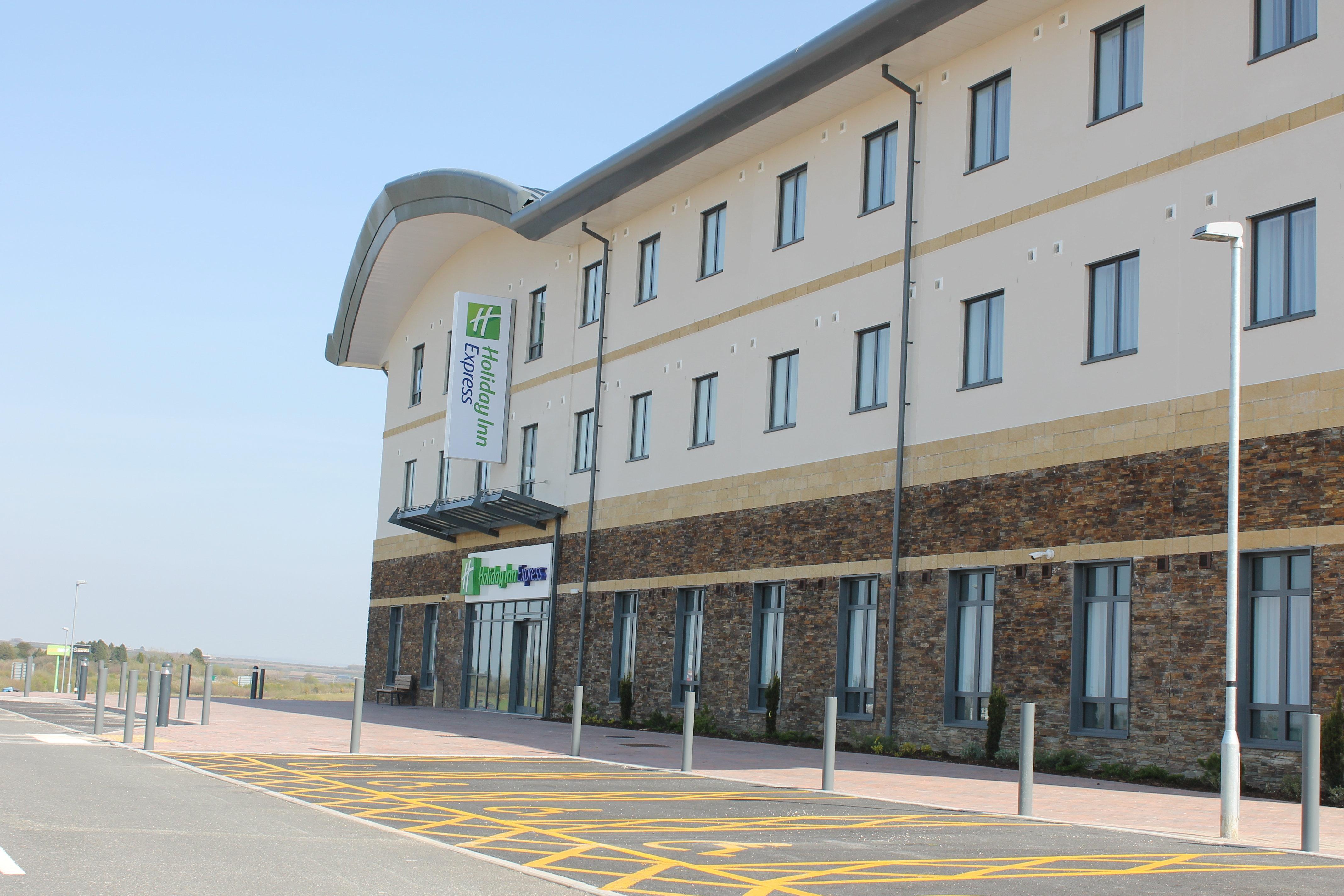 Holiday Inn Express - Bodmin - Victoria Junction By Ihg Exterior foto